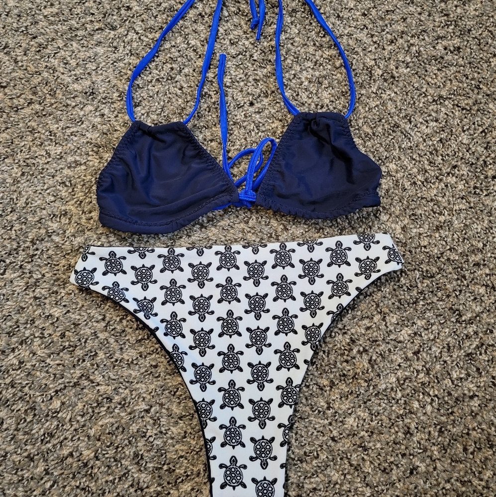 Ravish Sands reversible bottom bikini 👙